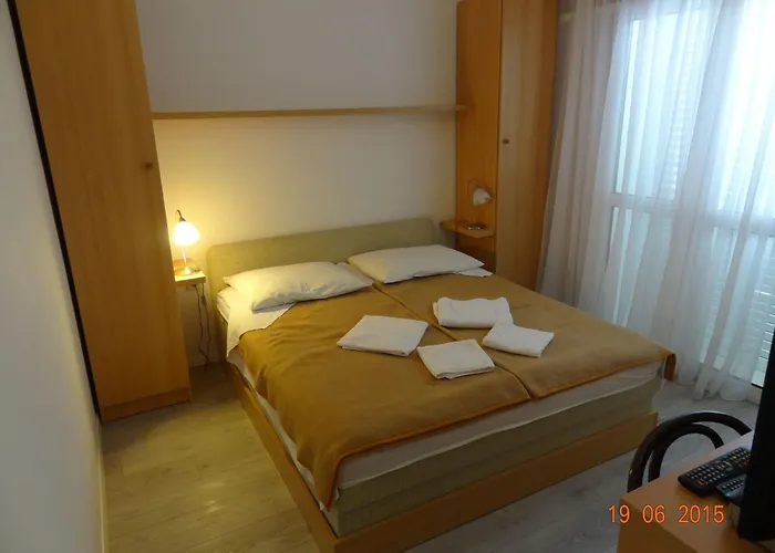 Komfortables Studio-apartment Mit Meerblick By Interhome * Živogošće