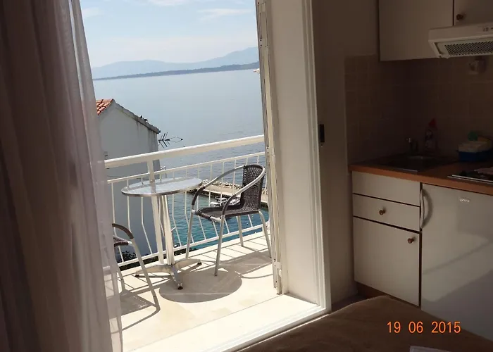 Komfortables Studio-apartment Mit Meerblick By Interhome アパート