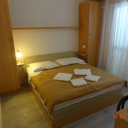Komfortables Studio-apartment Mit Meerblick By Interhome * Živogošće